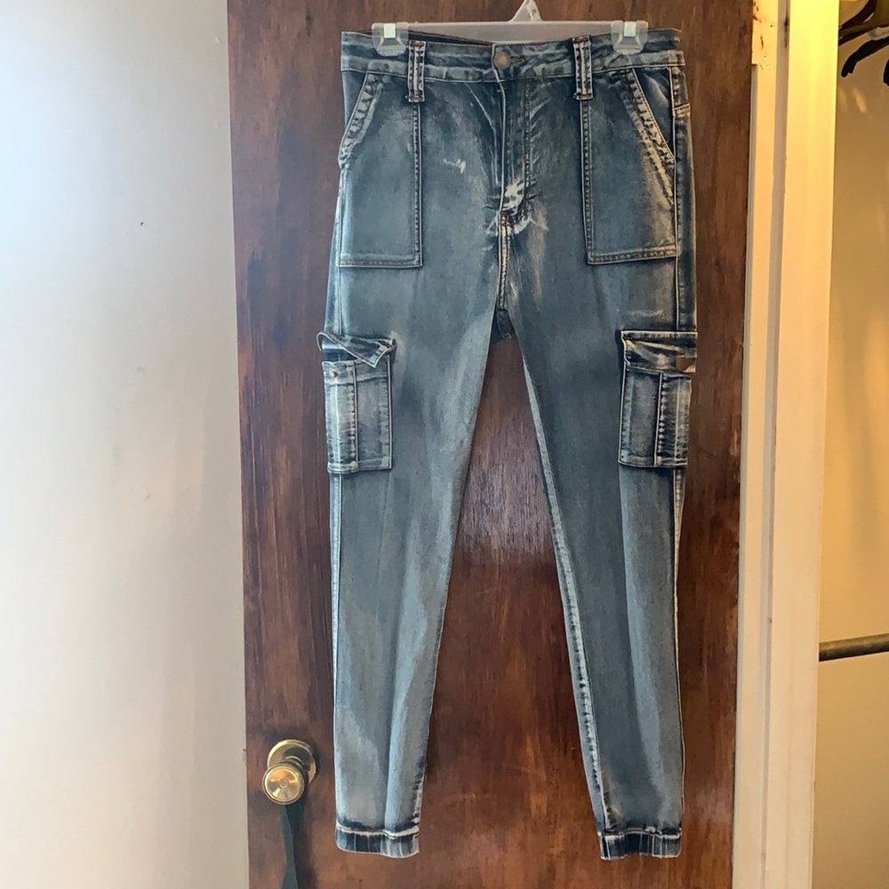 Skinny leg jeans